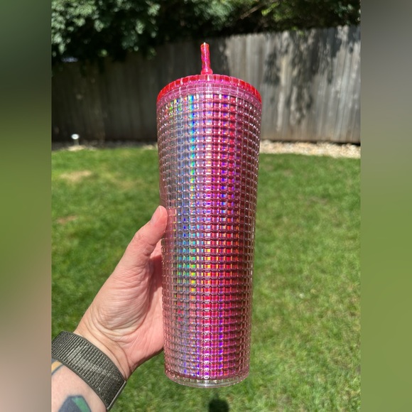 Gorgeous Grid Tumbler - Picture 2 of 3